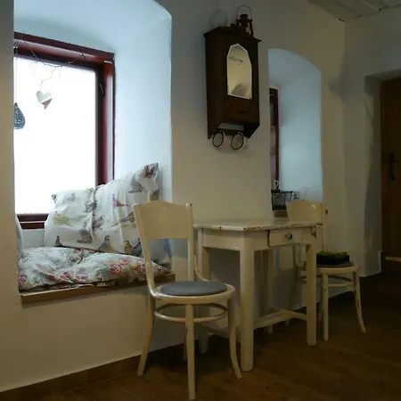 Carovny Apartman